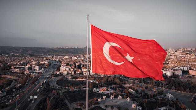 Acord pentru a construi o fabrică de baterii în Ankara, anulat